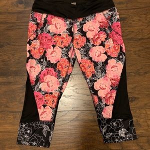 Danskin cropped leggings
